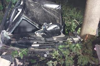 Niespokojna noc na gdańskich drogach. Dwa wypadki i uwięzieni ludzie w samochodach