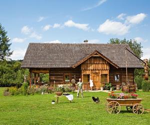 Stara chata w Bieszczadach