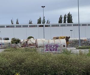 W Dąbrowie Górniczej wyburzają hipermarket Auchan. Powstanie nowy park handlowy