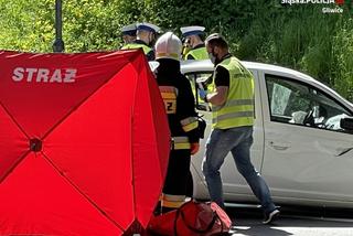 Prawdziwa tragedia w Gliwicach! Zderzyły się dwa auta, potem zginął motocyklista - ZDJĘCIA