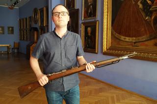 Muzeum Okręgowe w Lesznie ma nowy eksponat. To ponad stuletni karabin Mauser