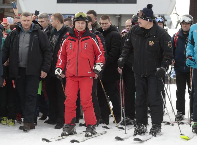 Zjeżdżajcie! Dwóch dyktatorów pogodziło się na nartach 