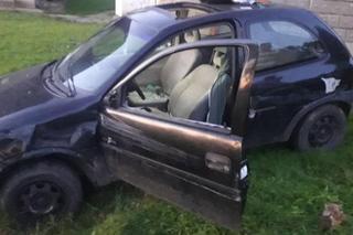 Wieliczka. Policyjny pościg za kierowcą opla. 23-latek zdemolował inne samochody