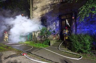 Tragiczny nocny pożar w Bielsku-Białej. W jednym z mieszkań budynku wielorodzinnego znaleziono zwłoki