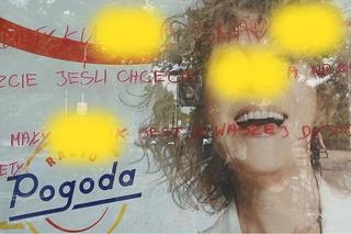 Mowa nienawiści na przystanku we Wrocławiu. Sprawdź, co grozi za zniszczenie mienia