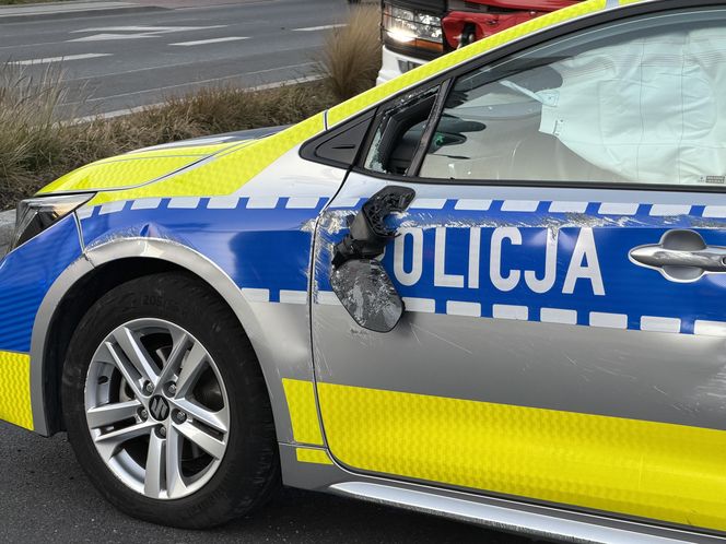 Dachowanie radiowozu. Bielany