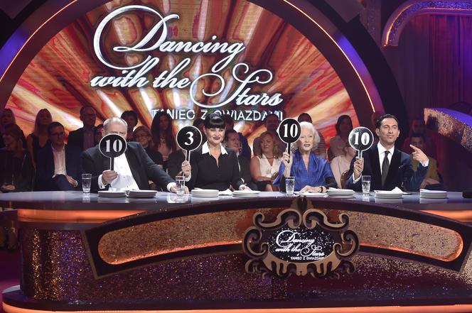 Taniec z gwiazdami 2, odcinek 6. Andrzej Grabowski, Iwona Pavlović, Beata Tyszkiewicz, Michał Malitowski 