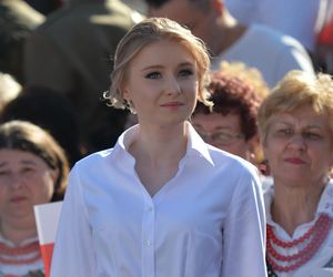 Kinga Duda zaręczona? Przyłapali ją z pierścionkiem na palcu, a teraz takie wieści. W mediach aż huczy!