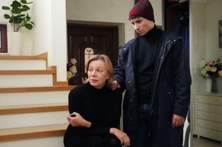 Barwy szczęścia odc. 3185. Wanda (Maja Barełkowska), Tomasz Kępski (Jakub Sokołowski)