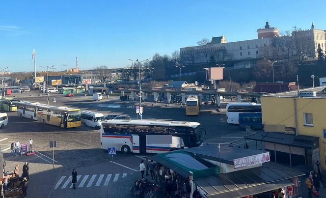 60-letni dworzec autobusowy przechodzi do historii. W bufecie podawali kanapki z czarnym salcesonem