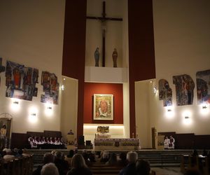 Parafia św. Stanisława Biskupa i Męczennika kolejnym przystankiem Liturgii Kościołów Stacyjnych w Krakowie