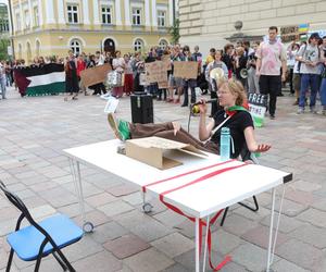 Protest studentów Uniwersytetu Warszawskiego w obronie Palestyny