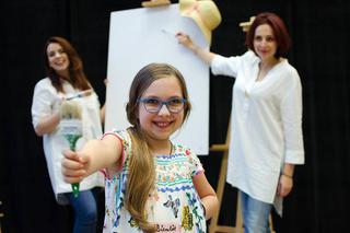 9-letnia Olga Teleszewska zaprasza na swój pierwszy wernisaż!