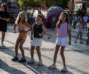 Starachowice i Międzypokoleniowa Potańcówka – Hit sezonu, który pokochali wszyscy