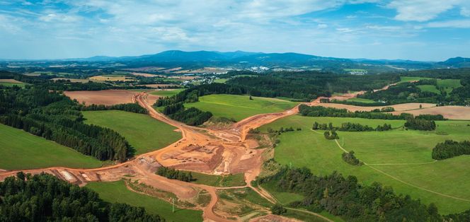 Autostrada D11 w Czechach - zdjęcia z budowy - sierpień 2025