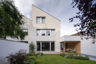 Życie w Architekturze 2025. Bliźniak w Wilanowie. Jojko+Nawrocki Architekci, Mateusz Grela, Marcin Jojko, Bartłomiej Nawrocki, Agnieszka Weber