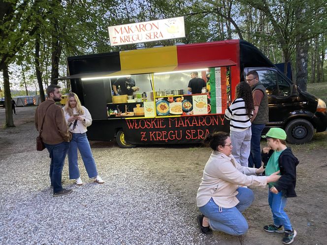 Festiwal Smaków Food Trucków w Olsztynie 2025. Zobacz zdjęcia!
