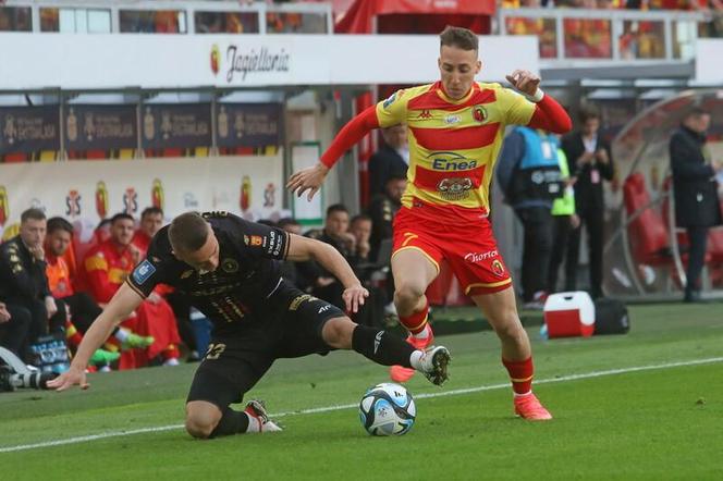 Kolejna porażka Korony. Żółto-czerwoni coraz bliżej spadku...