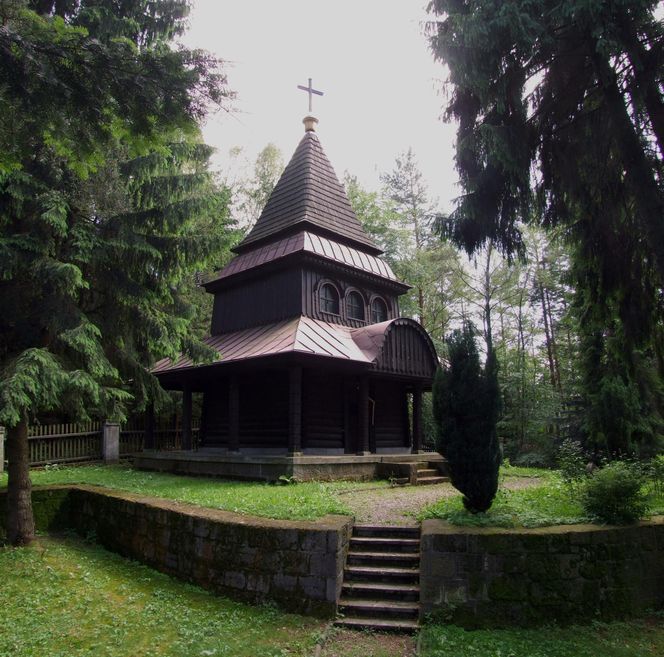 To jedna z najpiękniejszych małopolskich wsi. Kiedyś należała do zakonnic 