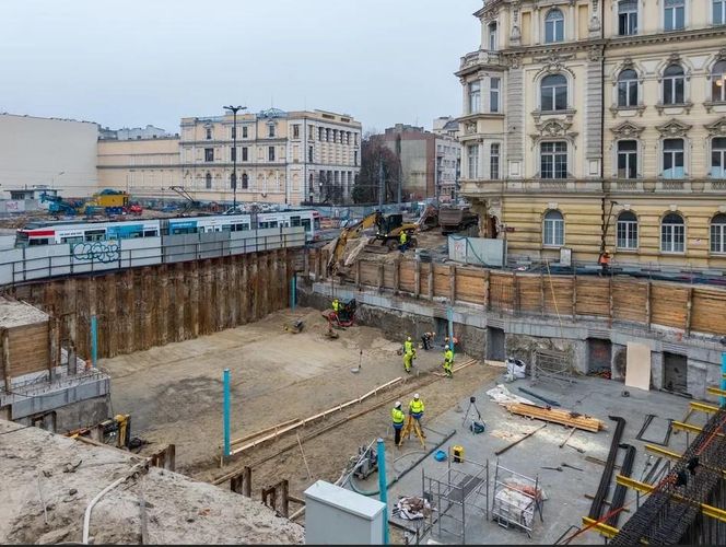 Budowa przystanku Śródmieście w Łodzi styczeń 2025