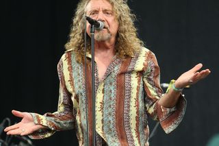 Robert Plant śpiewa utwory Led Zeppelin. W sieci pojawił się archiwalny koncert wokalisty