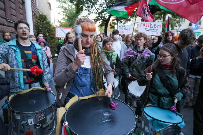 Manifestacja przed siedzibą MSZ w Warszawie (2.10.2025)