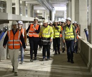 Byliśmy na budowie ostatniej stacji metra w Warszawie. Widok zapiera dech w piersiach