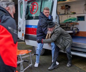 Julka testuje porno, a Paweł wpada w sidła sąsiadki