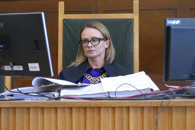 Zdaniem śledczych oszukał pół tysiąca osób. Stracił blisko 800 tysięcy złotych.