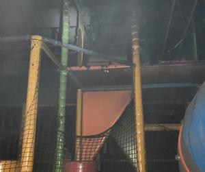  ​Trwa szacowanie strat po pożarze w sali zabaw Nenufar w Kościanie