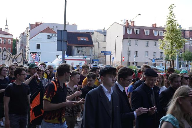 Igry 2024. Barwny korowód studentów przeszedł ulicami Gliwic