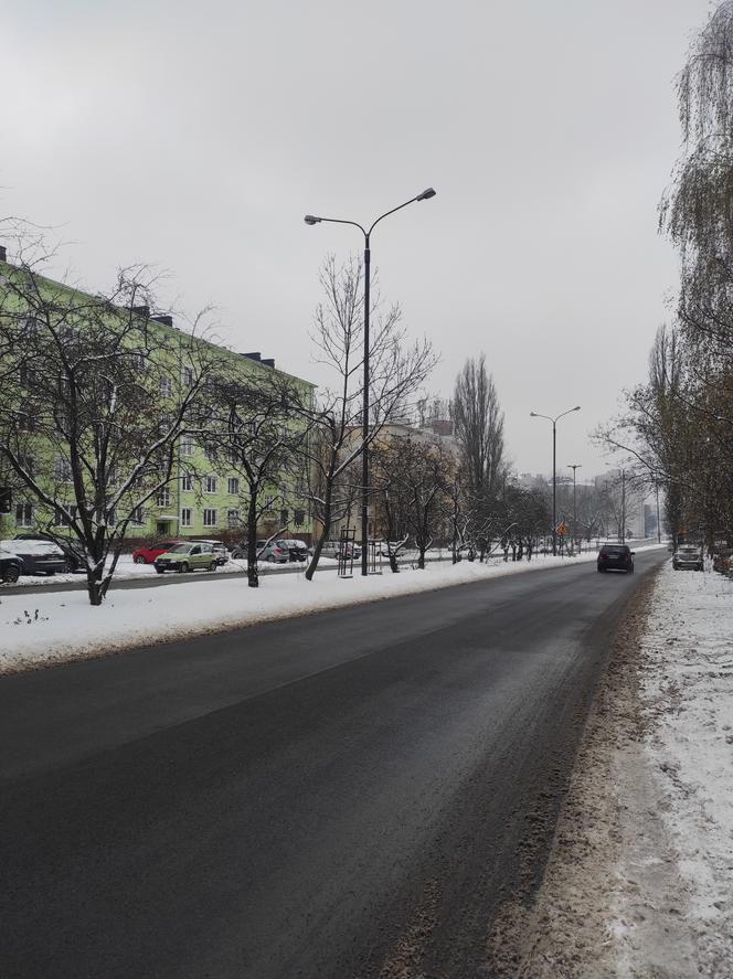 Ulica Uniwersytecka w Łodzi zyskała nową nawierzchnię