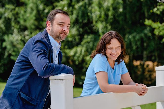 Na Wspólnej odc. 3530. Joanna Berg (Anna Cieślak), Miłosz Falecki (Mariusz Ostrowski)