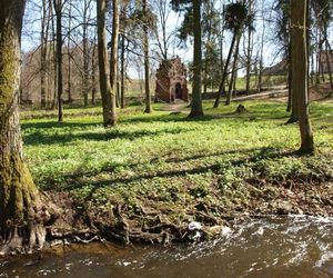 Malutką wieś nazywają Warmińską Jerozolimą. Przyciąga prawdziwe tłumy