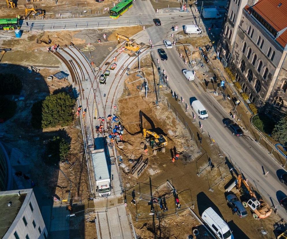 Nowy prawoskręt dla tramwajów niemal gotowy