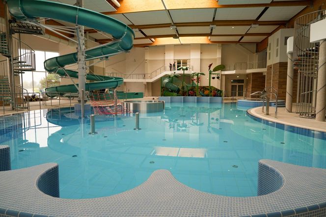 W Polkowicach otwarto wyremontowany aquapark 