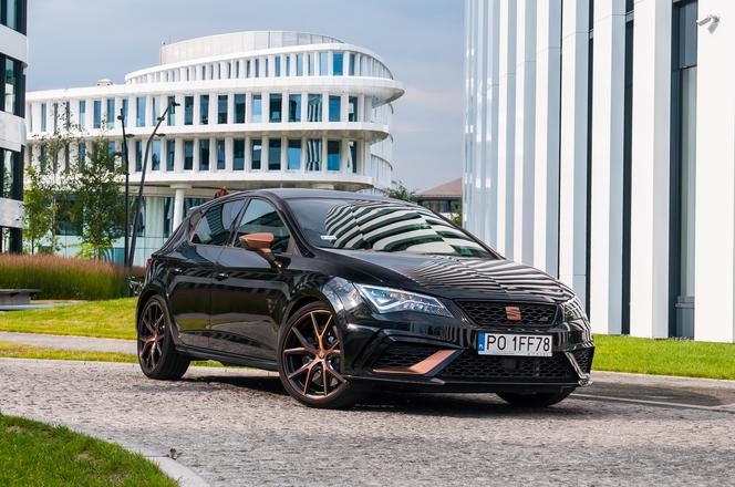 TEST Seat Leon Cupra R 2.0 TSI 310 KM: taka od początku powinna być Cupra