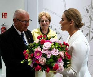 Marta Nawrocka śpiewała i gotowała z seniorami w Stalowej Woli
