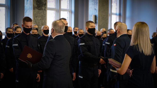 Pomorskie. Ślubowanie nowo przyjętych policjantów