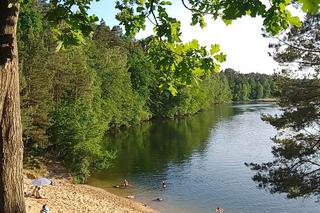 Tak wygląda dzika plaża w Smukale