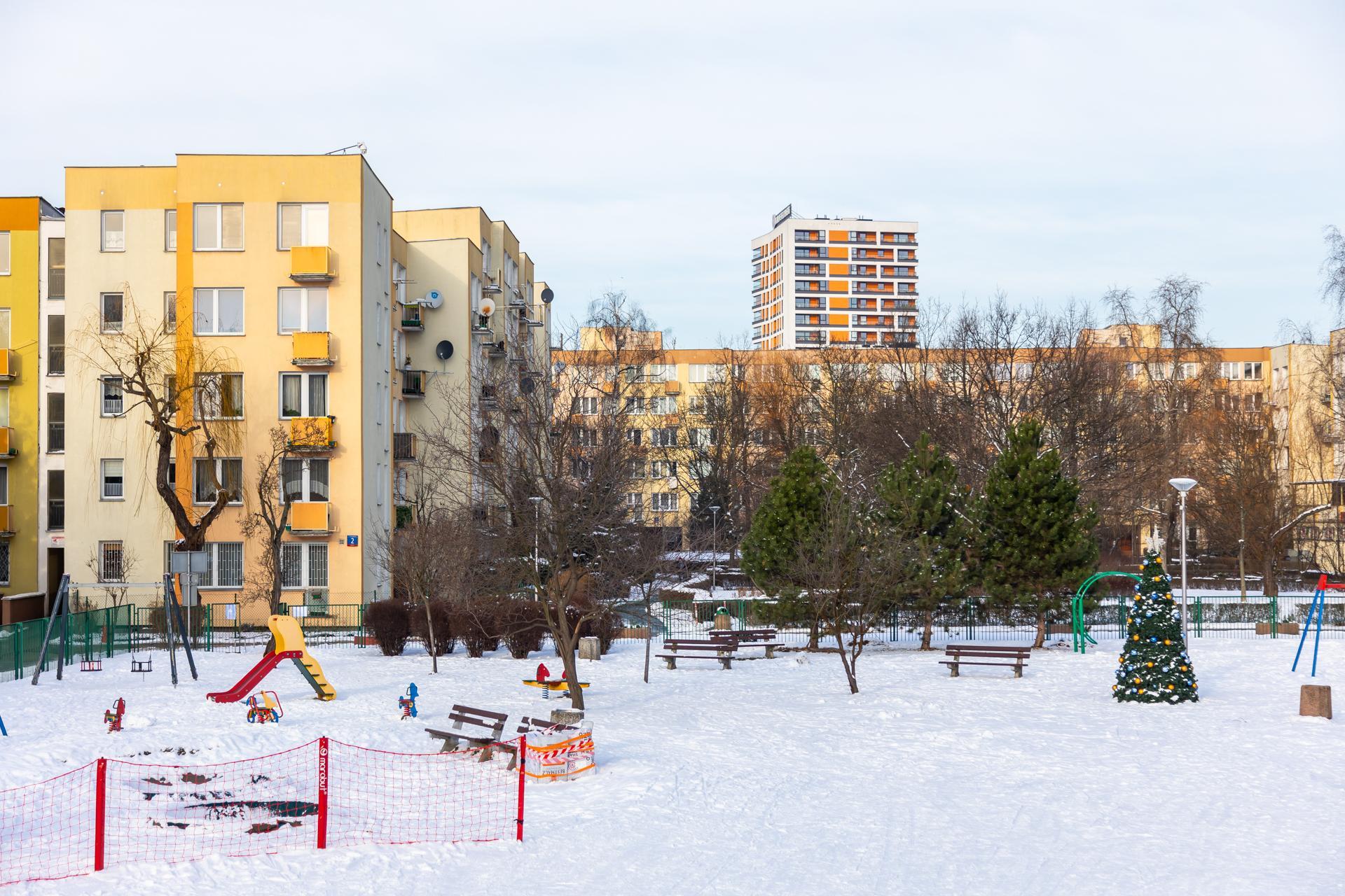 Przyczółek Grochowski - zdjęcia warszawskiego Pekinu. Zobacz, jak wygląda najdłuższy blok w Polsce