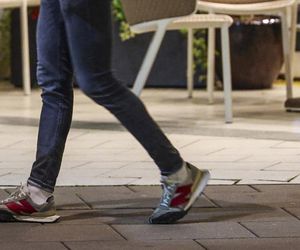 Łukasz Mejza jeździ autobusem