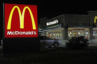 Czy McDonald' s będzie otwarty 20 maja w Zielone Świątki?