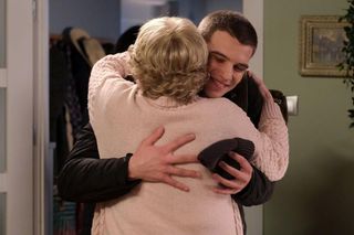 	M jak miłość odc. 1864. Nowy Mateusz Mosotowiak (Rafał Kowalski), Barbara (Teresa Lipowska)