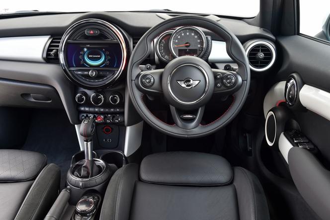 Mini Cooper 5D 2015