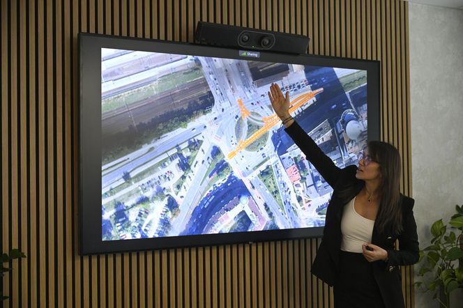 Kraków buduje Warszawie plac Zawiszy. Byliśmy w fabryce, gdzie powstanie 121 elementów wielkiej układanki