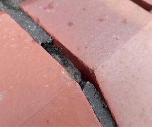 Murowanie bez wykwitów. Jak bez błędów murować z cegieł klinkierowych? 