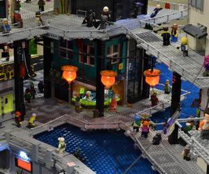 LEGO Cyberpunk 2077 Night City. Nad tym zestawem pracowało 80 osób!