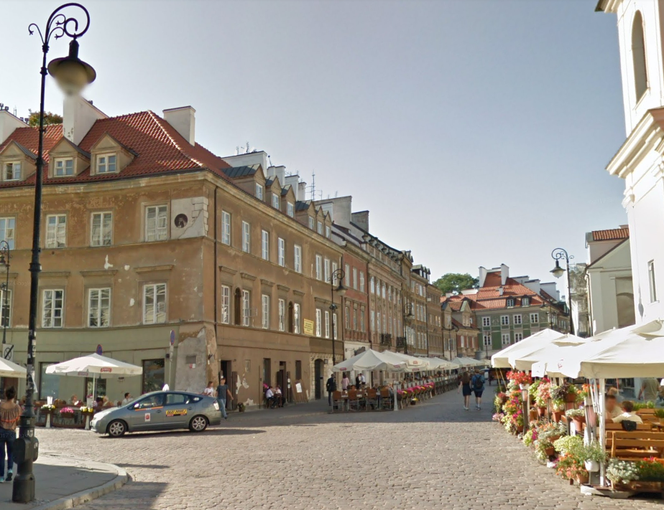 Warszawa kiedyś i dziś. Zobacz, ile się zmieniło przez 40 lat! [ARCHIWALNE ZDJĘCIA]