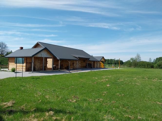 Plac zabaw przy Centrum Kultury Dawnej w Wysokiem w gminie Zamość 